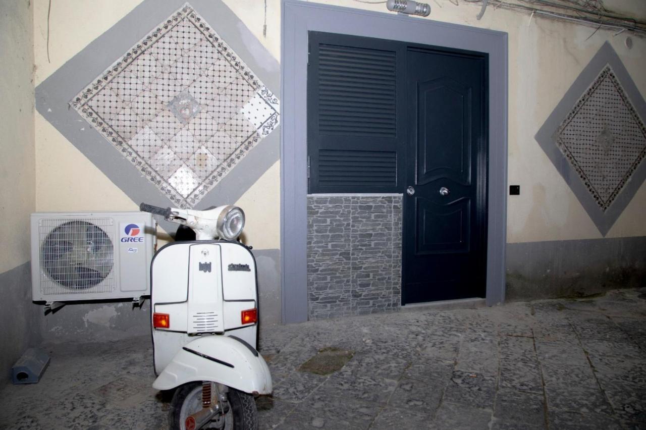 Ferienwohnung Casa Marmolo - Cuore Di Napoli Exterior foto